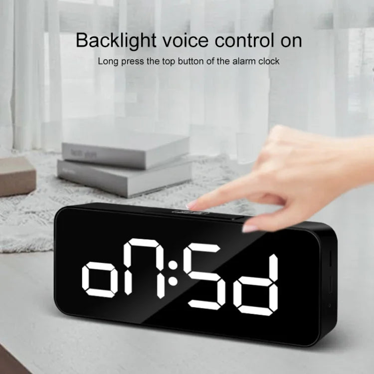 Réveil multifonctionnel à commande vocale XM905 Horloge murale électronique LED