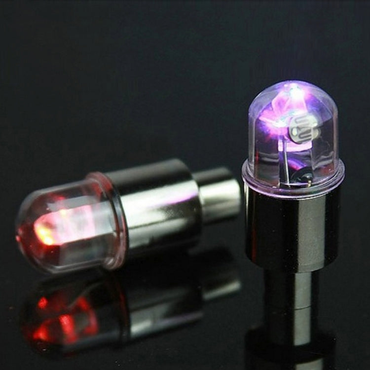 2 lampes de valve de pneu avec batterie pour voiture / moto / vélo