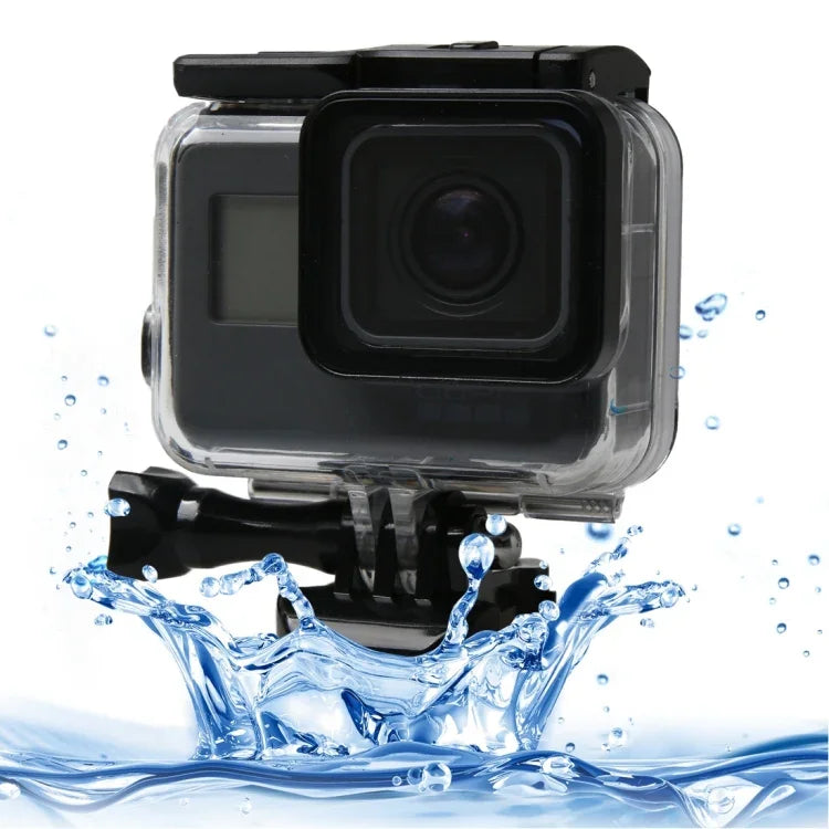 Boîtier étanche 60 m pour GoPro HERO6/5 Black avec porte arrière tactile, filtre, fixation par boucle et vis. Objectif non démonté.