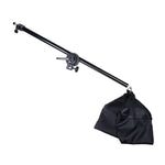 Kit d'éclairage studio comprenant une softbox 50x70cm, un trépied de 2m avec bras articulé et une barre de support.