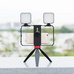 YELANGU PC203 YLG1801C Kit trépied/support de caméra LED pour selfies, vidéo, vlogging et diffusion en direct, avec poignée et stabilisateur en plastique.