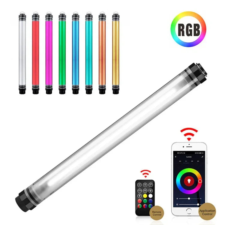 LUXCeO P7RGB Pro Bâton lumineux LED coloré pour photos et vidéos, contrôle par application, température de couleur réglable, étanche, lampe d'appoint LED portable avec télécommande, P7RGB Pro