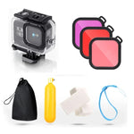 Boîtier de protection étanche 45 m pour GoPro HERO8 Black avec boucle, fixation de base, vis, filtres (violet, rouge, rose), poignée flottante, dragonne et inserts antibuée. Boîtier HERO8 noir + filtres.