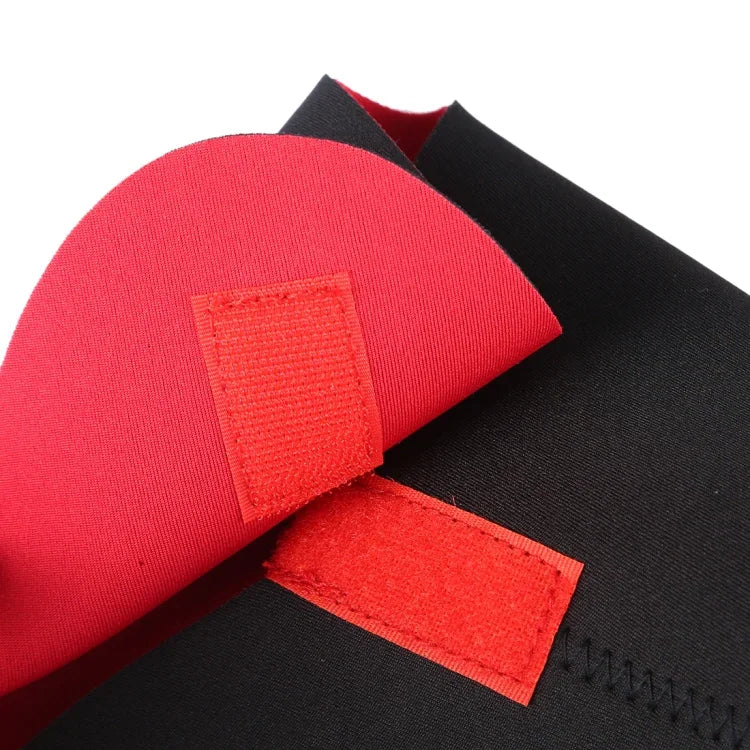 Étui de rangement pour objectif reflex numérique en néoprène épais et antichoc, avec fermeture adhésive. Diamètre : 60 mm, hauteur : 80 mm.