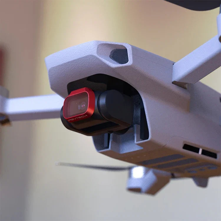 Ensemble de 4 filtres à atténuation PGYTECH P-12A-019 ND8/16/32/64 pour drone DJI Mavic Mini.