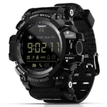 Montre connectée Lokmat MK16 avec écran LCD, étanche jusqu'à 50 m, notifications, déclencheur photo à distance et suivi des mouvements.
