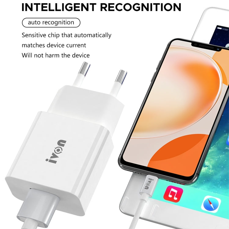 Chargeur de voyage IVON AD-35 2 en 1 port USB QC3.0 18W + câble de données USB vers USB-C / Type-C 1m, prise EU, prise US