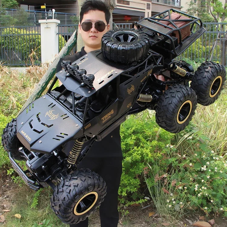 Voiture télécommandée 4x4 surdimensionnée à six roues en alliage, (noir), (or)