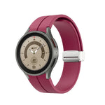 Bracelet de montre en silicone avec boucle déployante en argent, pour Samsung Galaxy Watch5 40 et 44mm / Pro 45mm