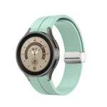 Bracelet de montre en silicone avec boucle déployante en argent, pour Samsung Galaxy Watch5 40 et 44mm / Pro 45mm