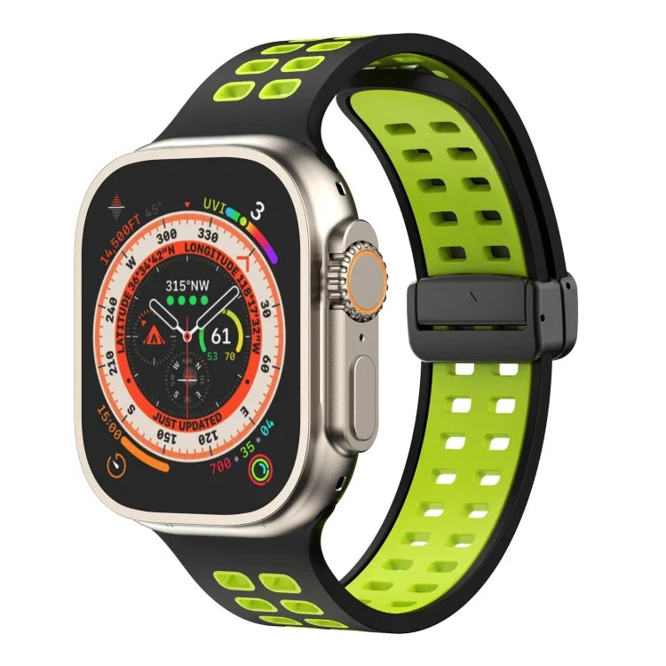 Bracelet de montre en silicone à trous carrés avec fermoir pliant magnétique, pour Apple Watch Series 8&7 45mm, pour Apple Watch Series 8&7 41mm