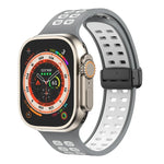 Bracelet de montre en silicone à trous carrés avec fermoir pliant magnétique, pour Apple Watch Series 8&7 45mm, pour Apple Watch Series 8&7 41mm
