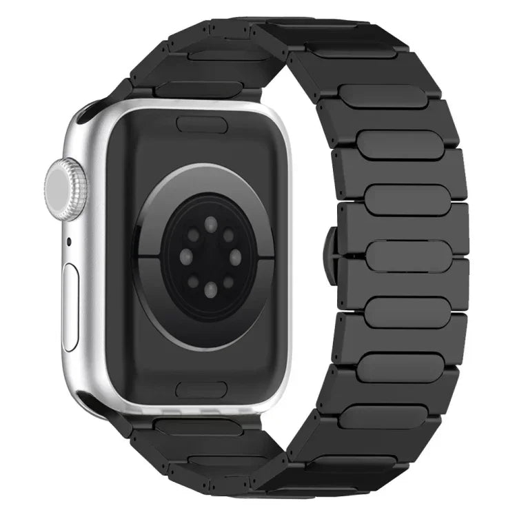 Bracelet de montre ovale en alliage de titane avec boucle papillon, compatible avec Apple Watch SE 2023 44 mm, Apple Watch Ultra 2 49 mm, Apple Watch Series 9 45 mm, Apple Watch Ultra 49 mm, Apple Watch Series 8 45 mm et Apple Watch SE 2022 44 mm…