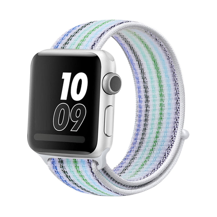 Bracelet en nylon à boucle, Pour Apple Watch Series 8&7 41mm / SE 2&6&SE&5&4 40mm / 3&2&1 38mm, Pour Apple Watch Ultra 49mm / Series 8&7 45mm / SE 2&6&SE&5&4 44mm / 3&2&1 42mm, Pour Apple Watch Series 7 45mm / 6 & SE & 5 & 4 44mm / 3 & 2 & 1 42mm