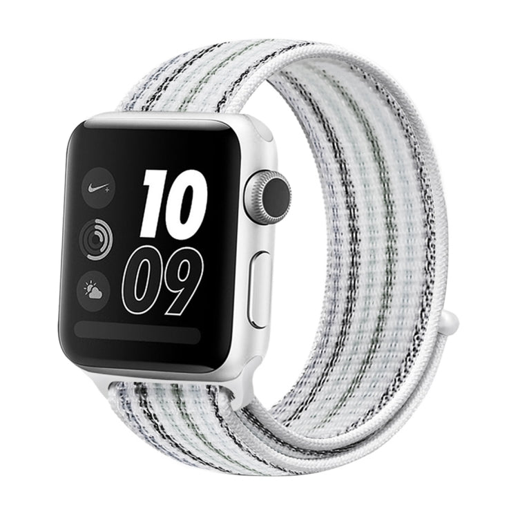 Bracelet en nylon à boucle, Pour Apple Watch Series 8&7 41mm / SE 2&6&SE&5&4 40mm / 3&2&1 38mm, Pour Apple Watch Ultra 49mm / Series 8&7 45mm / SE 2&6&SE&5&4 44mm / 3&2&1 42mm, Pour Apple Watch Series 7 45mm / 6 & SE & 5 & 4 44mm / 3 & 2 & 1 42mm