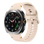 Bracelet de montre en silicone à grain ondulé avec surpiqûres, pour Samsung Galaxy Watch Ultra 47mm / Ultra 2025