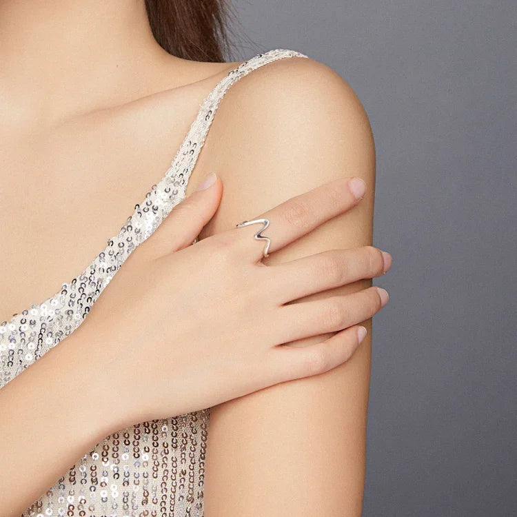 Bague Femme Courbe Ondulée Simple en Argent Sterling S925