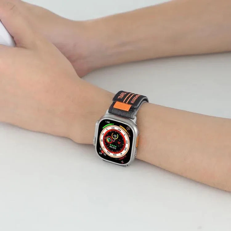 Bracelet de montre xDfind à double boucle métallique en nylon tressé, compatible avec Apple Watch 46 mm / 49 mm / 45 mm / 44 mm et Apple Watch 42 mm / 41 mm / 40 mm / 38 mm.