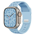 Bracelet de montre en silicone à boucle concave motif léopard, compatible avec Apple Watch 46 mm / 49 mm / 45 mm / 44 mm et Apple Watch 42 mm / 41 mm / 40 mm / 38 mm.