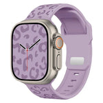 Bracelet de montre en silicone à boucle concave motif léopard, compatible avec Apple Watch 46 mm / 49 mm / 45 mm / 44 mm et Apple Watch 42 mm / 41 mm / 40 mm / 38 mm.