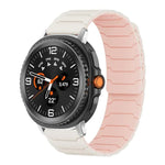 Bracelet de montre magnétique en silicone xDfind, compatible avec les Samsung Galaxy Watch Ultra / Ultra 2025, Galaxy Watch 8 / 8 Classic et Galaxy Watch 7 / 6 / 5 / FE.