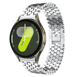 Bracelet de montre en métal à texture écailles de poisson xDfind, compatible avec Samsung Galaxy Watch Ultra/Ultra 2025, Samsung Galaxy Watch8/8 Classic, Samsung Galaxy Watch7/FE/6/5/4 et Samsung Galaxy Fit3.