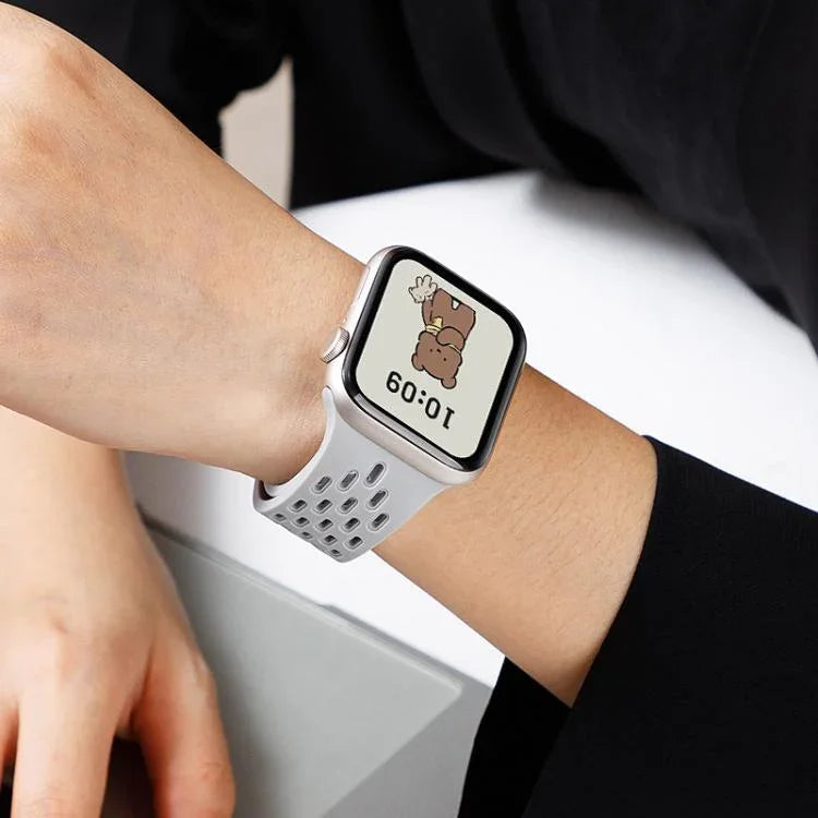 Bracelet de montre en silicone à fermoir magnétique xDfind, compatible avec Apple Watch 42/44/45/46/49 mm et Apple Watch 38/40/41/S10 42 mm.
