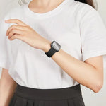 Bracelet de montre en silicone avec boucle papillon et film incurvé 3D, compatible avec Apple Watch Series 41 mm, Apple Watch Series 38 mm et Apple Watch Series 42 mm.