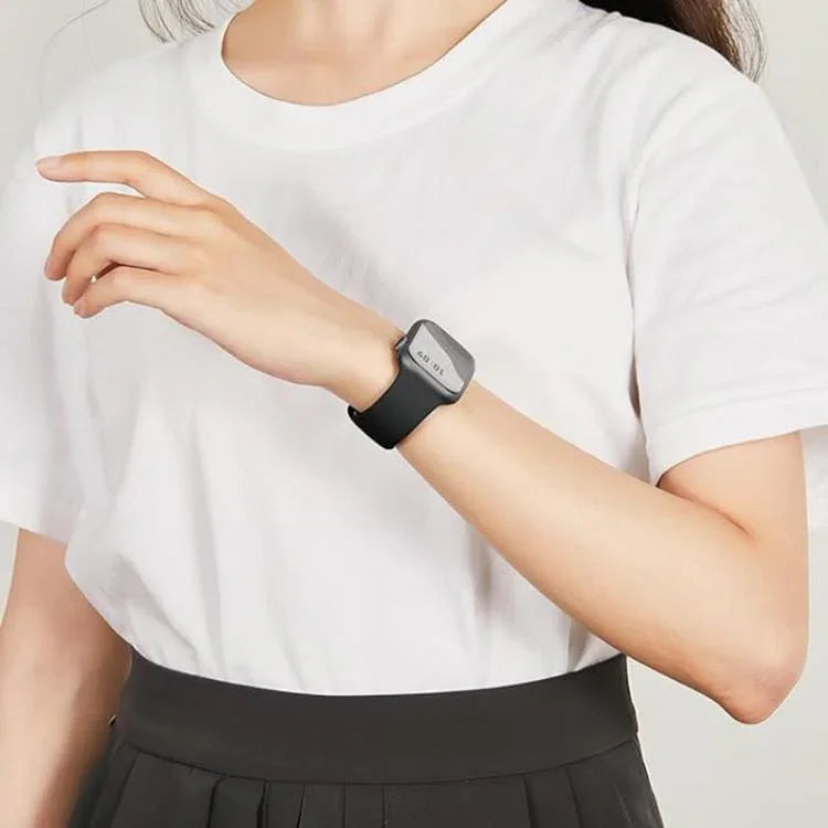 Bracelet de montre en silicone avec boucle papillon et film incurvé 3D, compatible avec Apple Watch Series 40 mm, Apple Watch Ultra 2/1 49 mm et Apple Watch Series 45 mm.