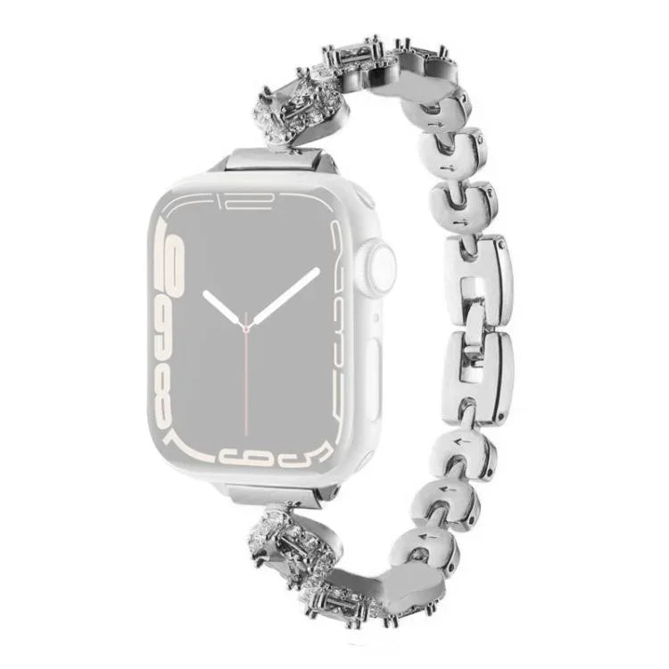 Bracelet de montre xDfind en métal à motif trèfle à quatre feuilles et diamants, compatible avec Apple Watch 42/44/45/46/49 mm et Apple Watch 38/40/41/S10 42 mm.
