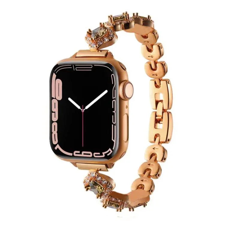 Bracelet de montre xDfind en métal à motif trèfle à quatre feuilles et diamants, compatible avec Apple Watch 42/44/45/46/49 mm et Apple Watch 38/40/41/S10 42 mm.