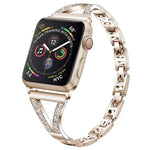 Bracelet de montre xDfind en acier inoxydable à chevrons et diamants, compatible avec Apple Watch 42/44/45/46/49 mm et Apple Watch 38/40/41/S10 42 mm.