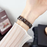Bracelet de montre en métal en forme de V xDfind, compatible avec Apple Watch 42/44/45/46/49 mm et Apple Watch 38/40/41/S10 42 mm.
