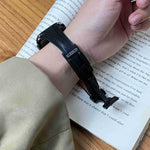 Bracelet de montre en cuir véritable uni, fin et à boucle magnétique, compatible avec Apple Watch 46 mm / 49 mm / 45 mm / 44 mm et Apple Watch 42 mm / 41 mm / 40 mm / 38 mm.