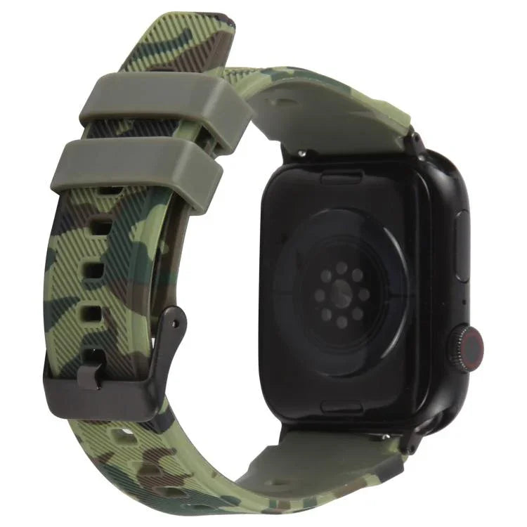 Bracelet de montre en silicone xDfind noir à motif camouflage, compatible avec Apple Watch 42/44/45/46/49 mm et Apple Watch 38/40/41/S10 42 mm.