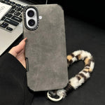Étui de téléphone en similicuir suédé avec corde en peluche lapin sérigraphiée, Pour iPhone 17 Pro Max, Pour iPhone 17 Pro, Pour iPhone 17, Pour iPhone 16 Pro Max, Pour iPhone 16 Pro, Pour iPhone 16, Pour iPhone 15 Pro Max, Pour iPhone 15 Pro