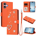 ZS01 Coque de Téléphone Double Couche Cœur Floral en Cuir Vegan avec Dragonne, Pour iPhone 16 Pro, Pour iPhone 16 Plus, Pour iPhone 16, Pour iPhone 15 Pro Max, Pour iPhone 15 Pro, Pour iPhone 15 Plus