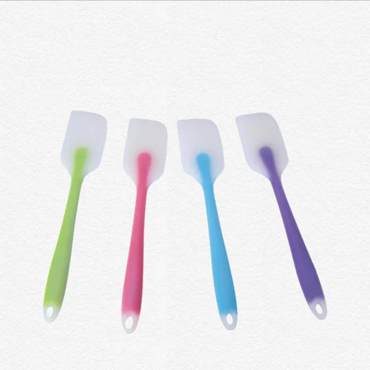 5 Racloirs à crème/spatules à gâteau en silicone translucides monobloc, résistants aux hautes températures, couleurs aléatoires