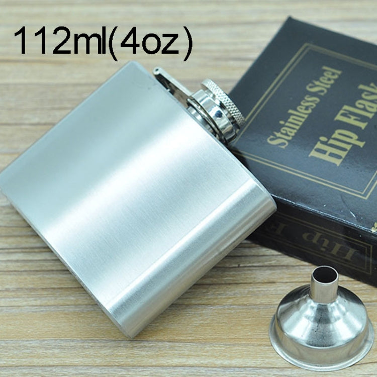 Flacon de hanche portable en acier inoxydable, idéal pour les sports de plein air, la maison et les voyages (avec petit entonnoir), 112 ml (4 oz), couleur argent, 112 ml (4 oz)