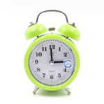 Réveil métallique silencieux à la mode avec lumière nocturne, dimensions : 12*8,5 cm