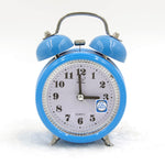 Réveil métallique silencieux à la mode avec lumière nocturne, dimensions : 12*8,5 cm