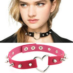 Collier ras du cou en cuir clouté en forme de cœur, style punk, livraison couleur aléatoire, TXXQ04