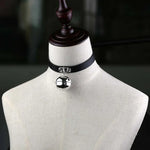 2 colliers ras-du-cou pour femme en cuir style punk japonais avec pendentif clochette, livraison couleur aléatoire, LD01