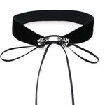 2 PCS Collier ras-du-cou en alliage creux velours mode européenne et américaine style street-snap, livraison couleur aléatoire, TERQ02