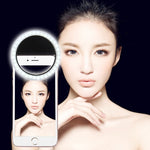 Lumière de beauté selfie rechargeable pour iPhone, Galaxy, Huawei, Xiaomi, LG, HTC et autres smartphones avec clip réglable et câble USB