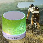 Haut-parleur stéréo Bluetooth A9 Mini portable anti-éblouissement avec lumière LED, micro intégré, support des appels mains libres et carte TF