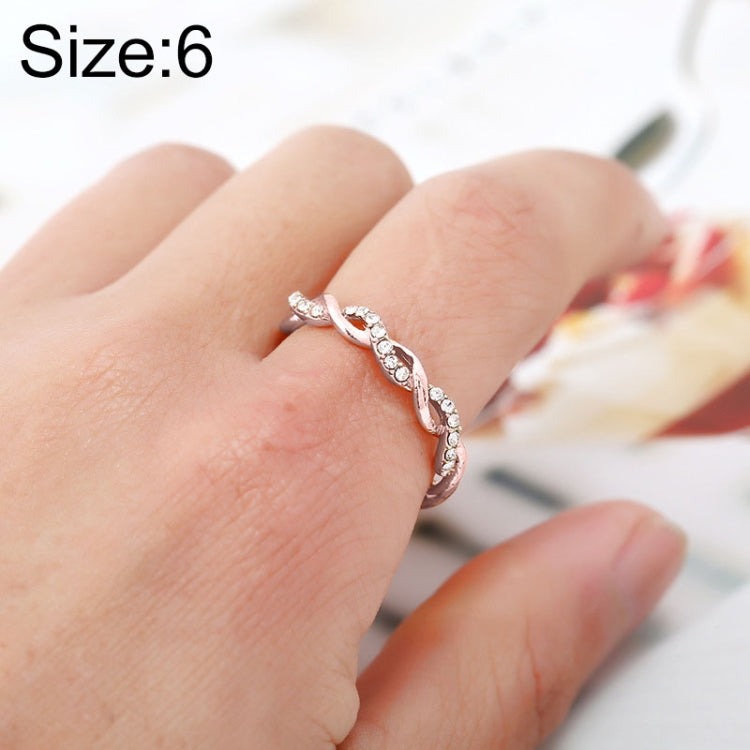 Bague fantaisie torsadée en strass pour femme (Taille US: 6), Taille US:6