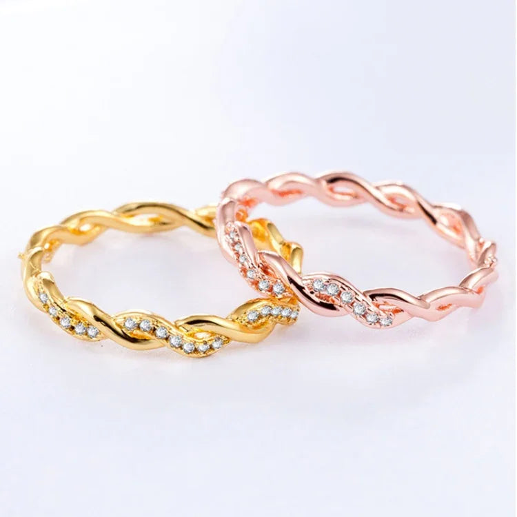 Bague torsadée pour femmes, simple et élégante, entièrement ornée de strass (Taille US:8), Taille US:8