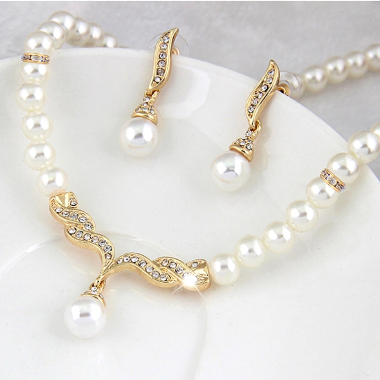Ensemble de bijoux 3 en 1 pour mariée, boucles d'oreilles et collier classiques à perles pour femme