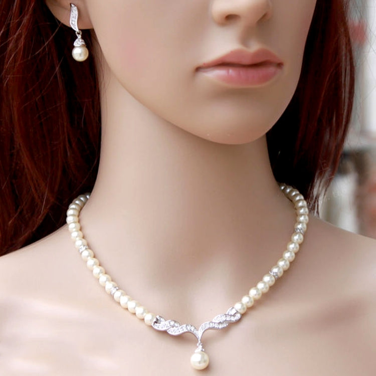 Ensemble de bijoux 3 en 1 pour mariée, boucles d'oreilles et collier classiques à perles pour femme